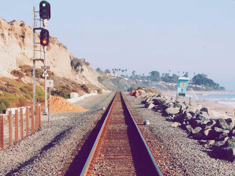 抄底猎手<br>蓝筹 NFT 恐慌指数监测